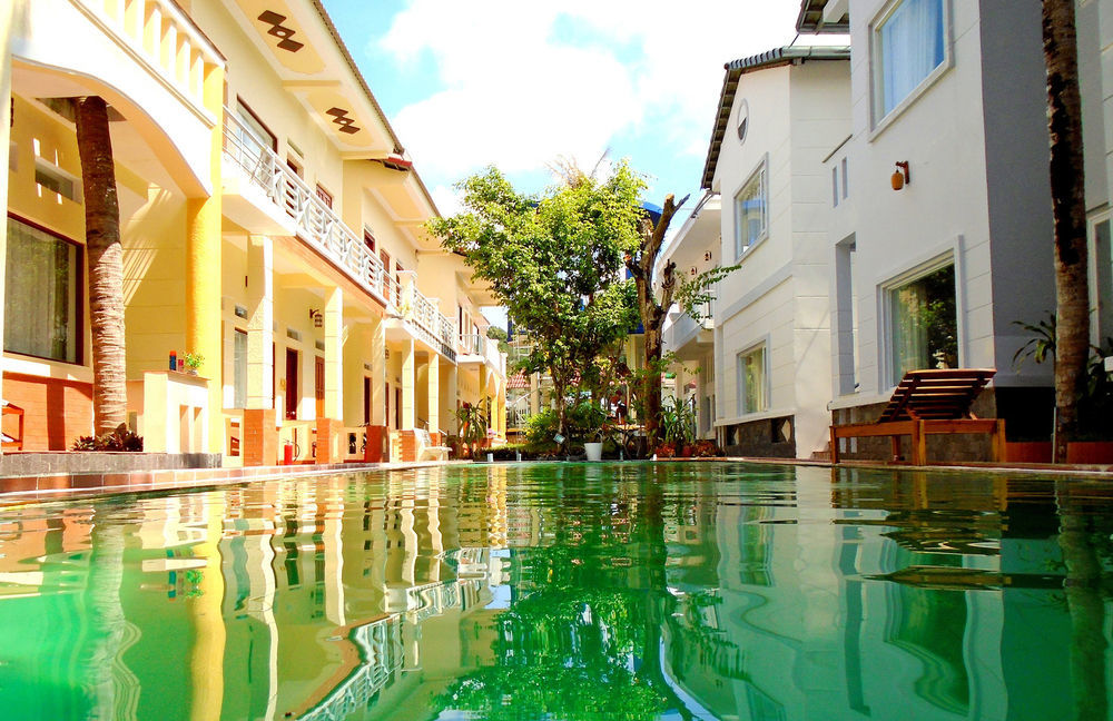 Oyo 614 Phu Quy Resort Kültér fotó