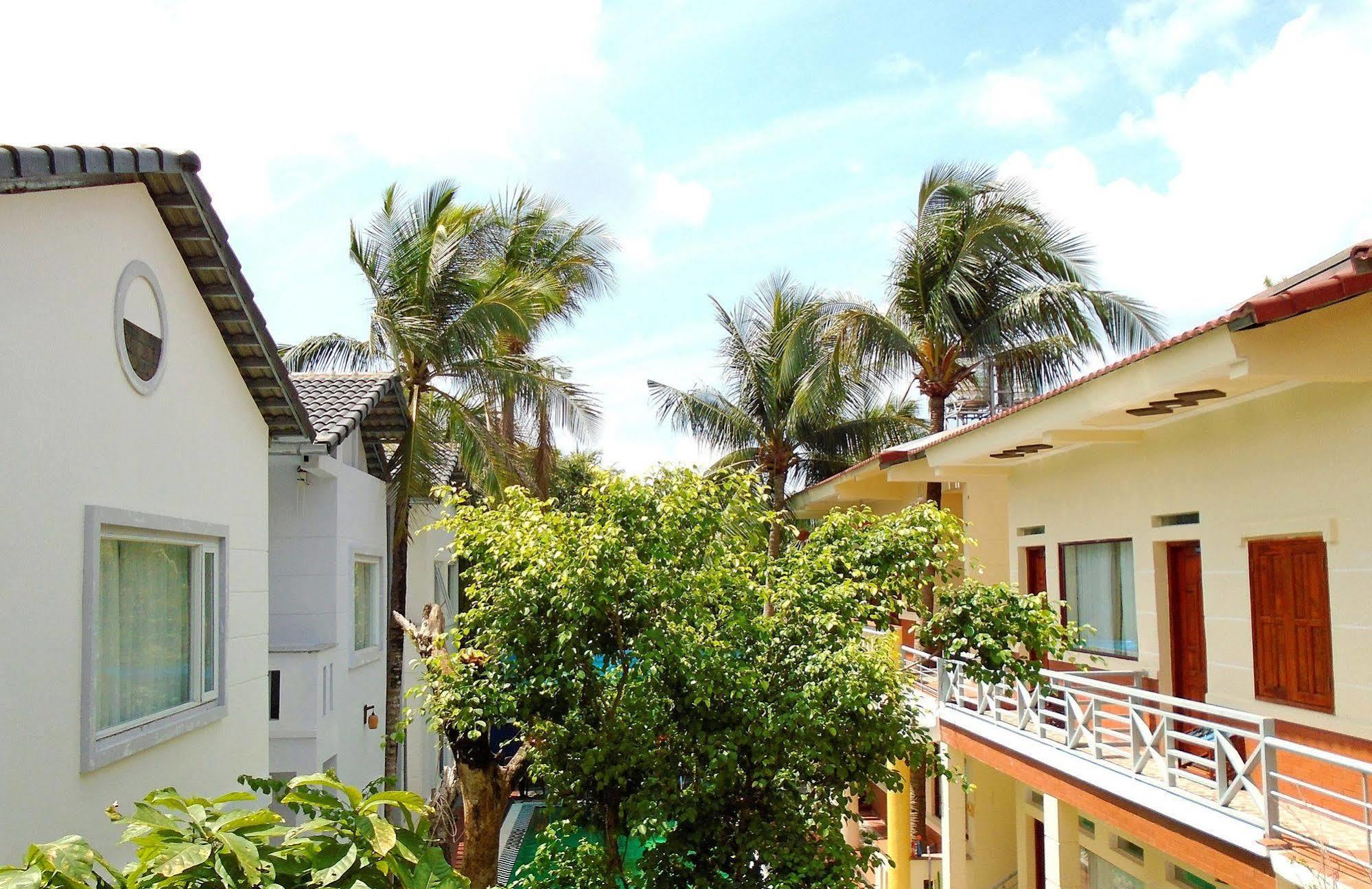 Oyo 614 Phu Quy Resort Kültér fotó