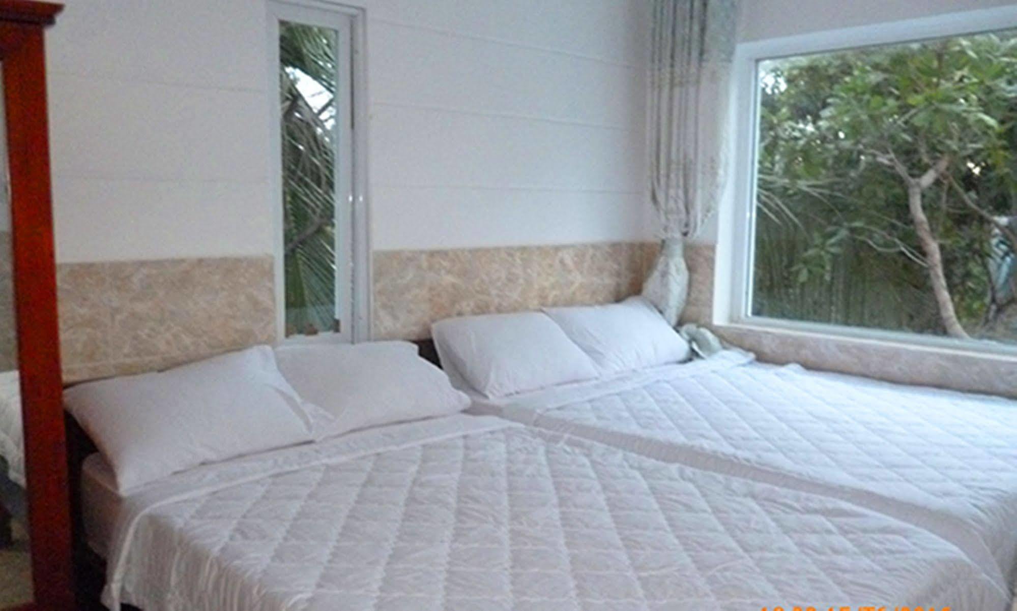 Oyo 614 Phu Quy Resort Kültér fotó